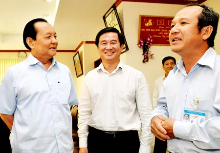 Quận Tân Phú tổ chức Đại hội Đảng cấp trên cơ sở đầu tiên tại TPHCM: Tập trung cải thiện đời sống nhân dân